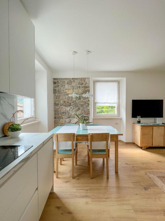 Sant'Antoni Apartments Tenno Ngoại thất bức ảnh