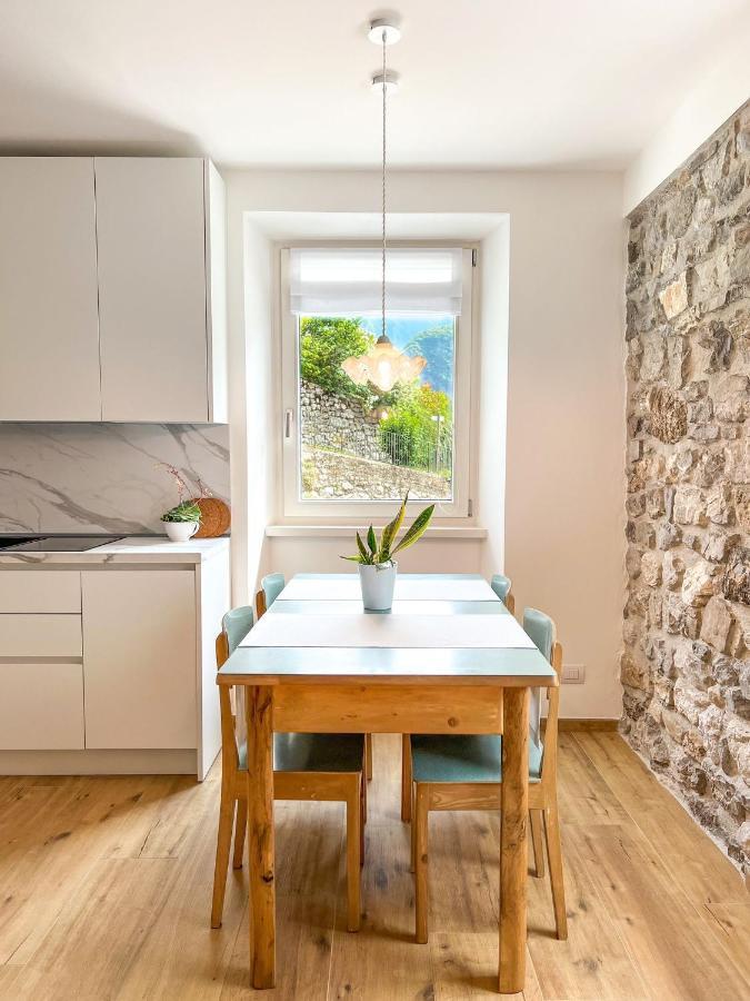 Sant'Antoni Apartments Tenno Ngoại thất bức ảnh