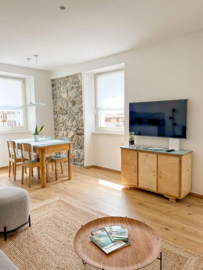 Sant'Antoni Apartments Tenno Ngoại thất bức ảnh