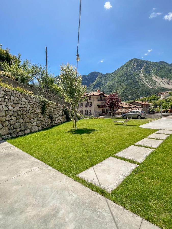 Sant'Antoni Apartments Tenno Ngoại thất bức ảnh